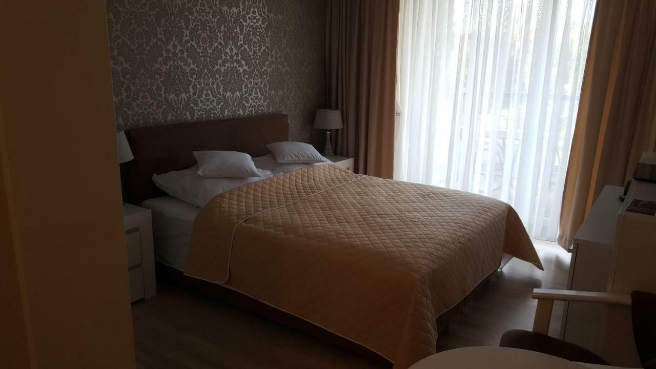 Wroclaw Apartamenty Kepa Mieszczanska Luaran gambar