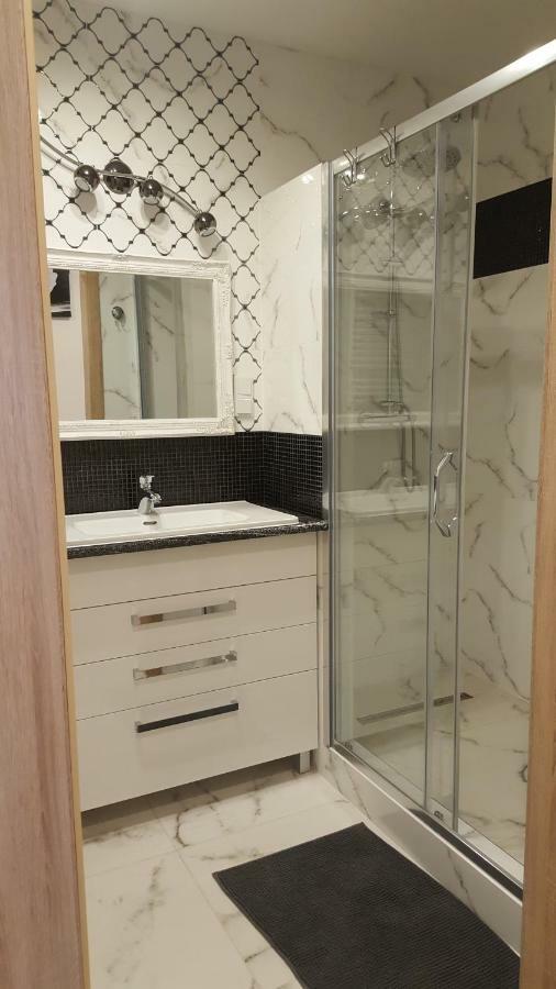 Wroclaw Apartamenty Kepa Mieszczanska Luaran gambar