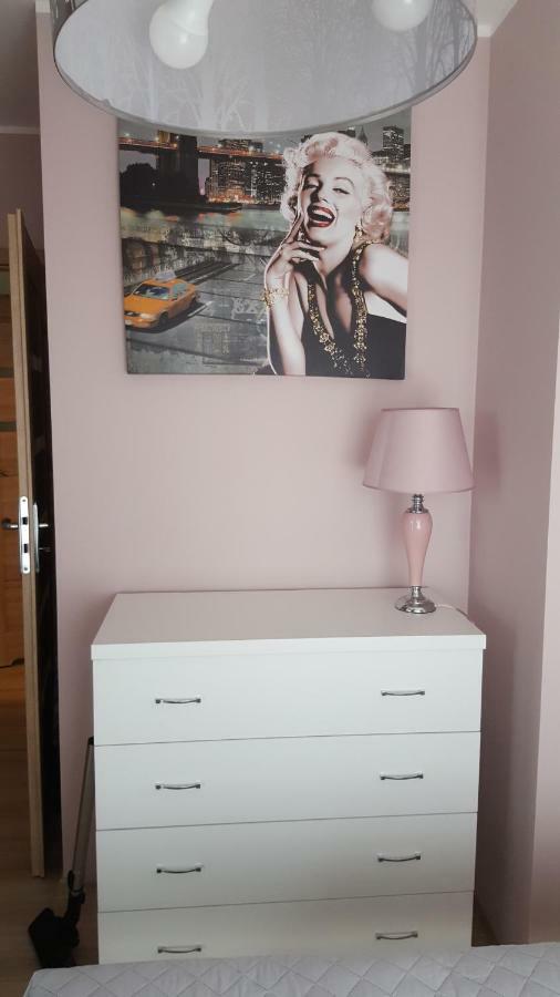 Wroclaw Apartamenty Kepa Mieszczanska Luaran gambar