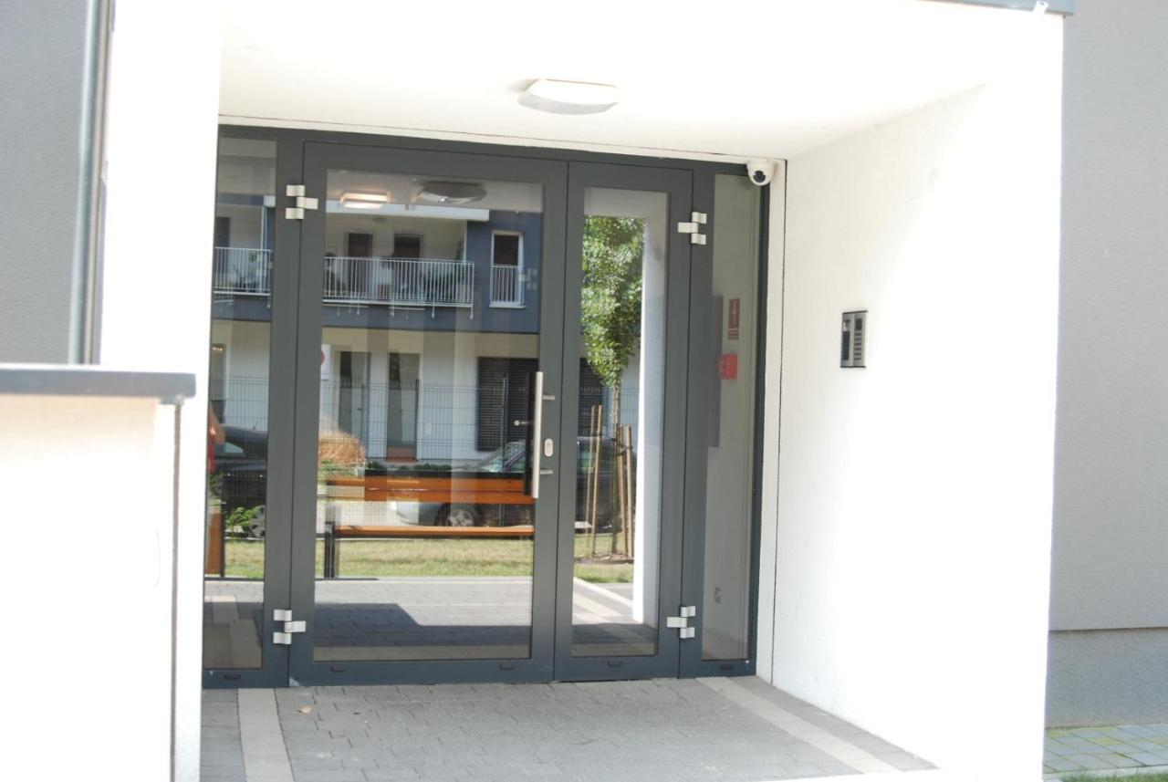 Wroclaw Apartamenty Kepa Mieszczanska Luaran gambar